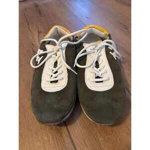 Stylish Women's Sneakers in Olive and White